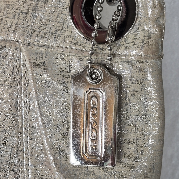 Coach Madison metallic silver beige hippie hobo/shoulder tote bag thatch design - Picture 7 of 17